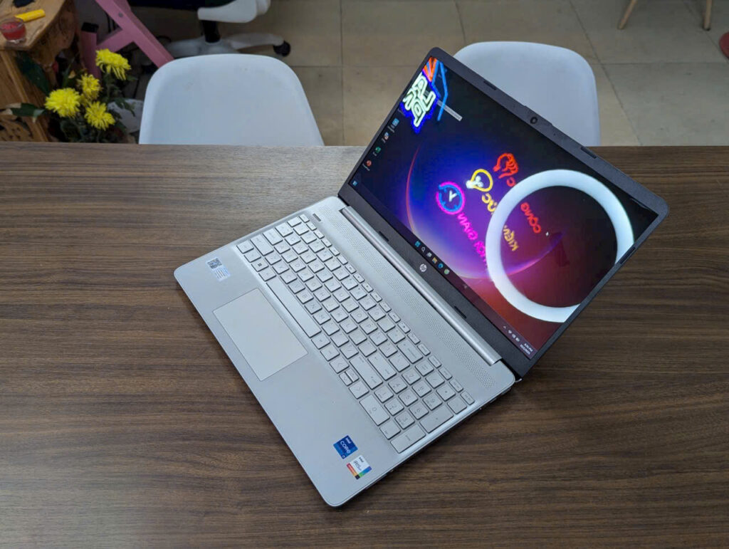 Laptop cũ Thuận An