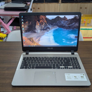 Laptop cũ Dĩ An