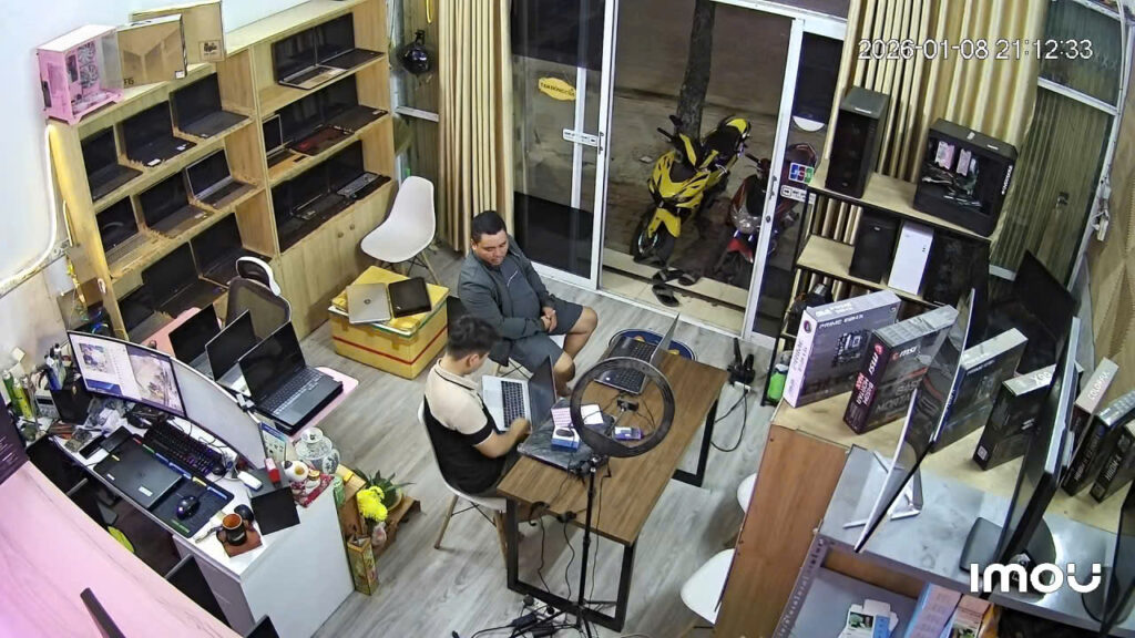 Cửa Hàng Laptop Gần Đây