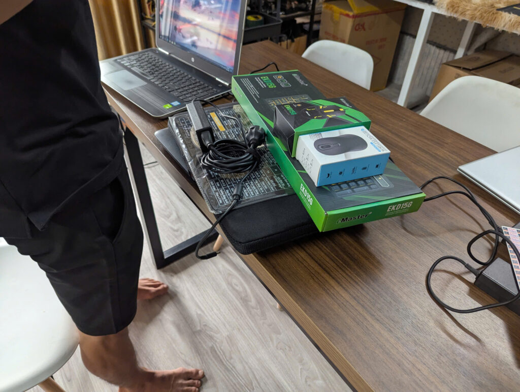 Cửa Hàng Laptop Cũ Dĩ An