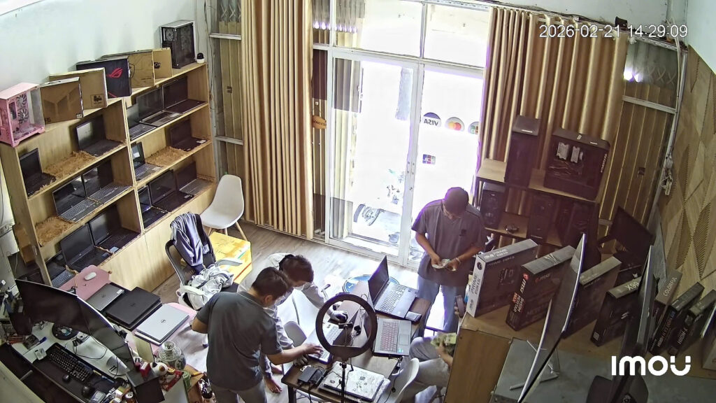 Cửa Hàng Laptop Cũ Dĩ An