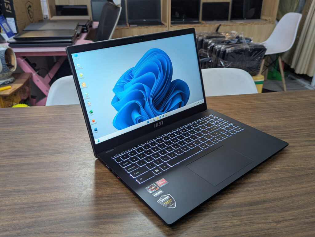 Laptop cũ Bình Dương