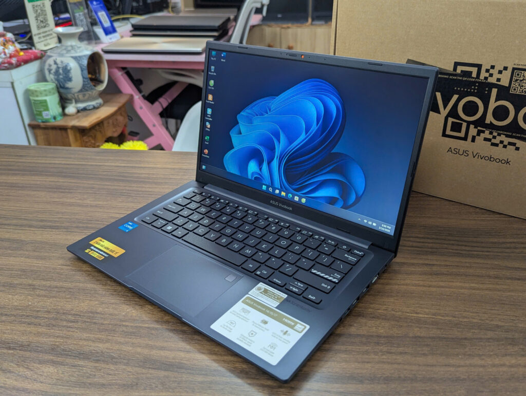 Cửa Hàng Laptop Cũ Dĩ An