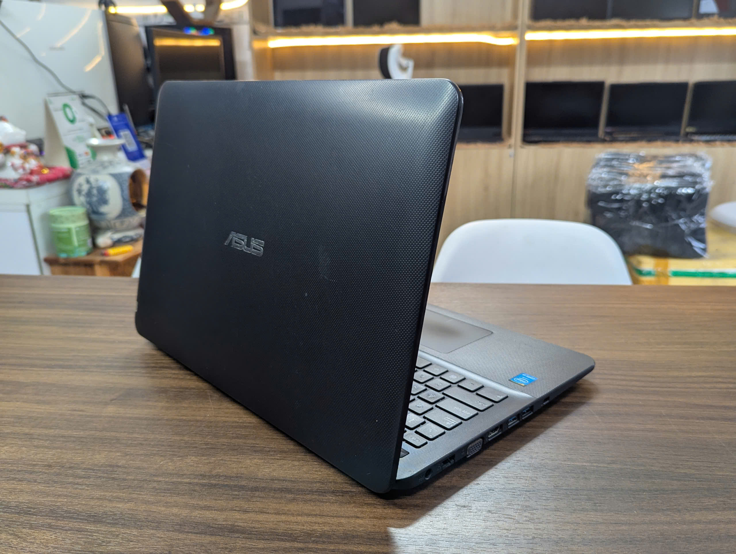 Laptop Văn Phòng - Học Tập Asus X555LAB - Ảnh 3