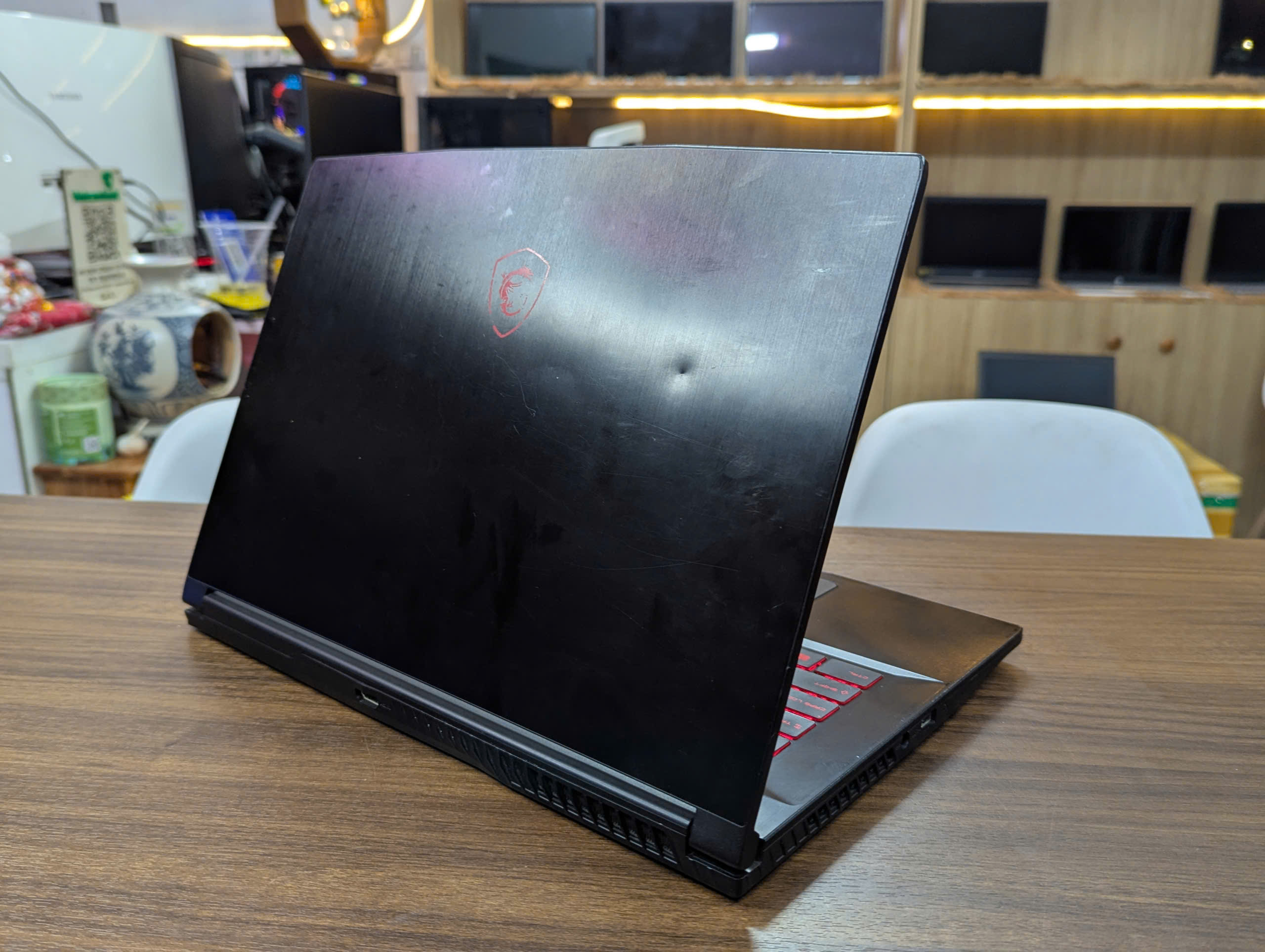 Gaming Giá Rẻ Msi GF63 8RC - CPU I5-8300H / RAM 8GB / SSD 512GB / GTX 1050 4G / MÀN 15,6INCH / PIN 80/100% - Ảnh 6