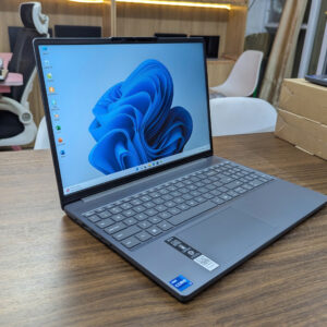 Lenovo Ideapad Slim 3 15IRH10