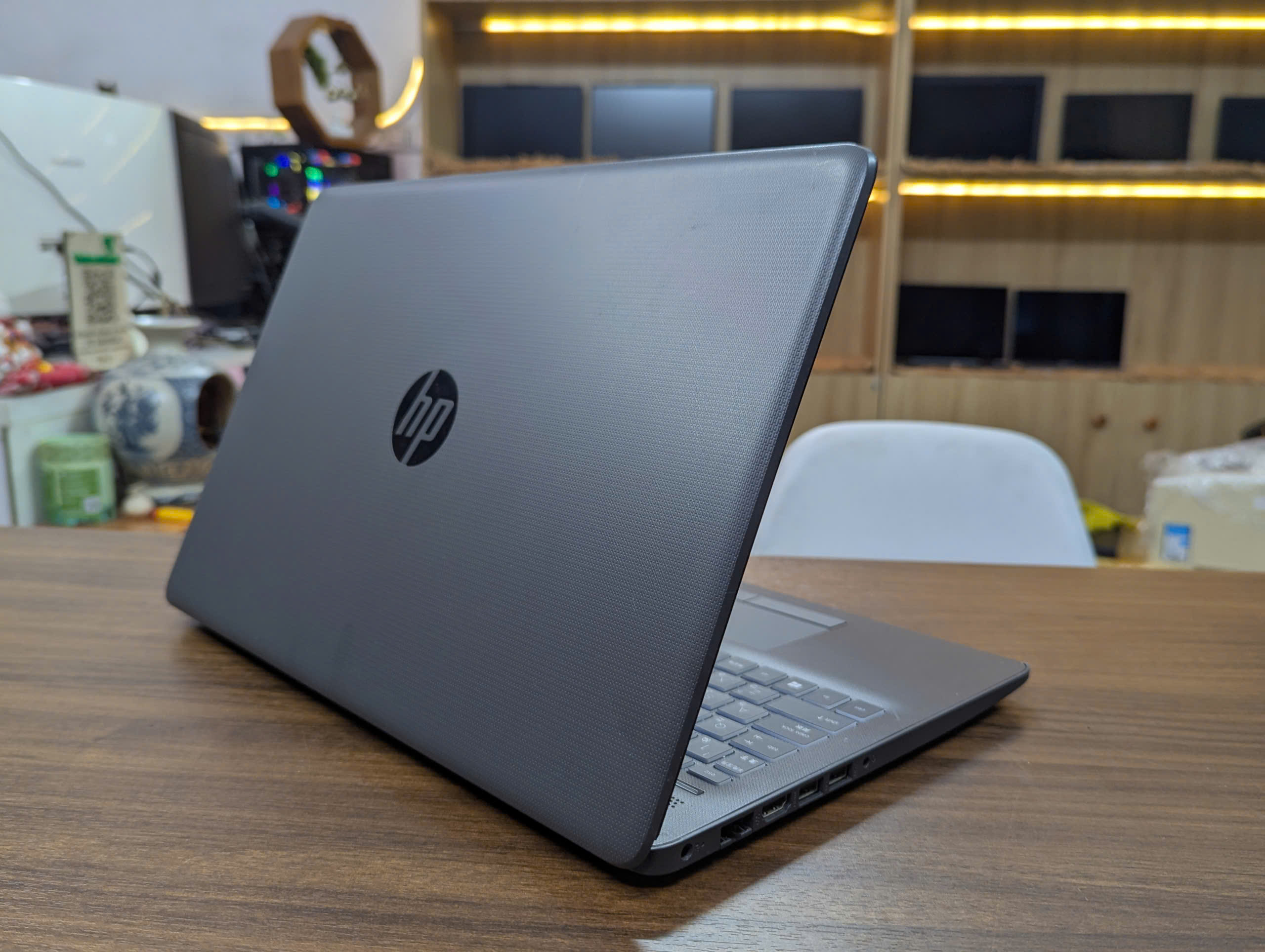 HP 250 G7 Hàng Japan Zin Đẹp 90% : CPU I5-8265U/ RAM 8GB/ SSD 256GB/ 15.6INCH - Ảnh 5