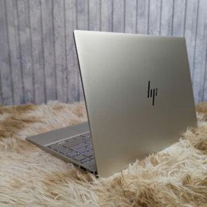 HP Envy 13-AQ0XXX - MẪU LAPTOP THỜI TRANG