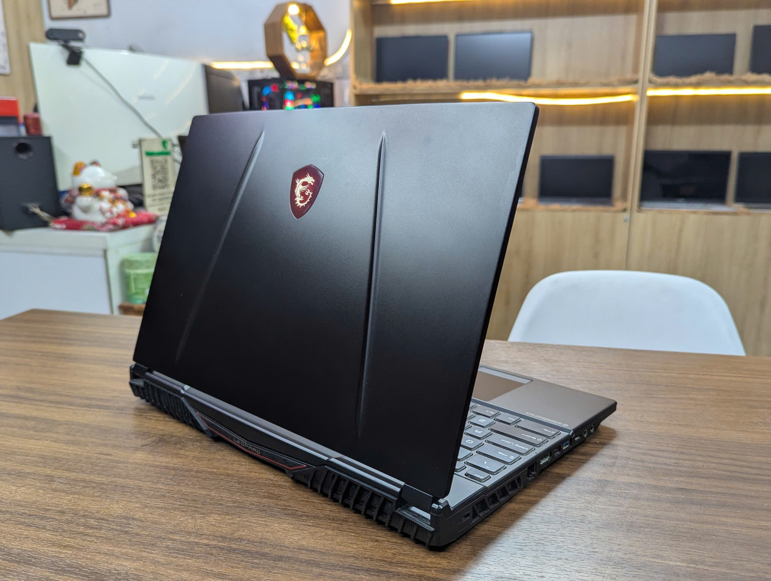 Gaming Msi GL65 Leopard Máy Đẹp 90%