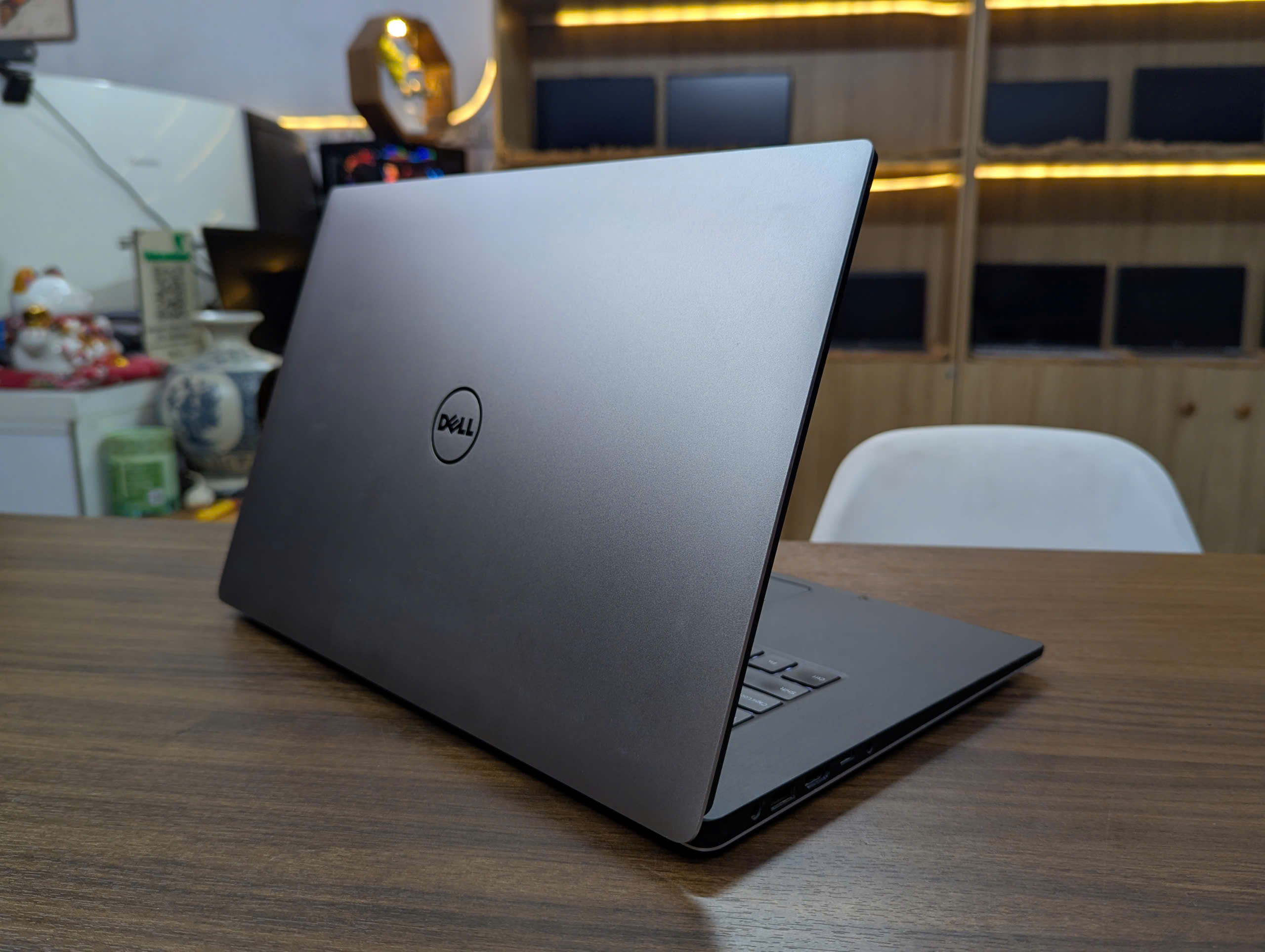 Laptop Trạm Dell Precision 5520 Cao Cấp