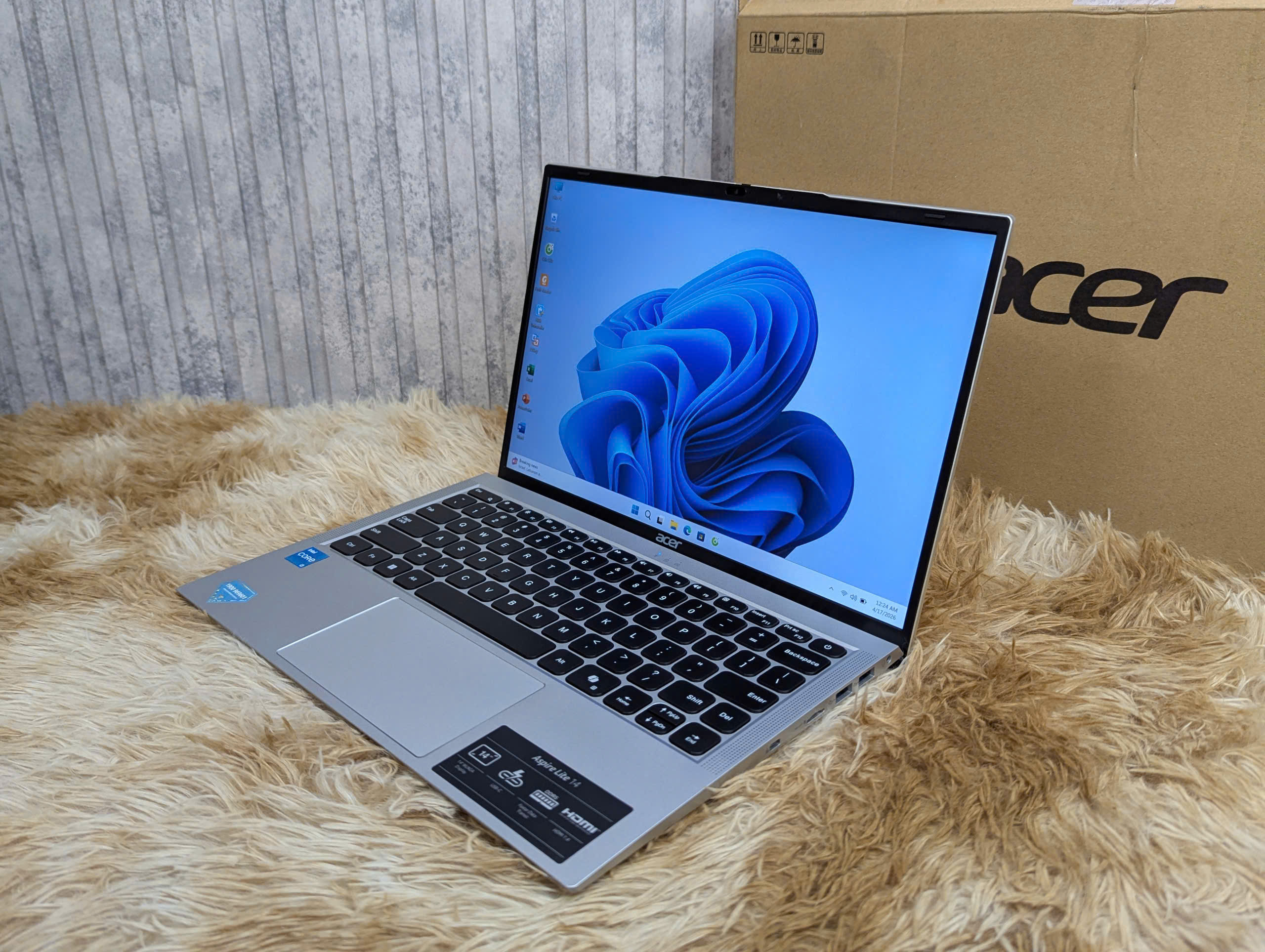 Acer Aspire AL14-52M Máy 99% Zin Full Box