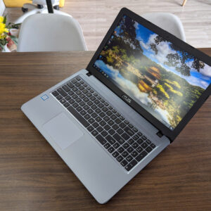 Asus X540UP Mẫu văn phòng giải trí giá rẻ
