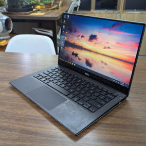 Dell Xps 13 9350 Mẫu Laptop Nhỏ Gọn