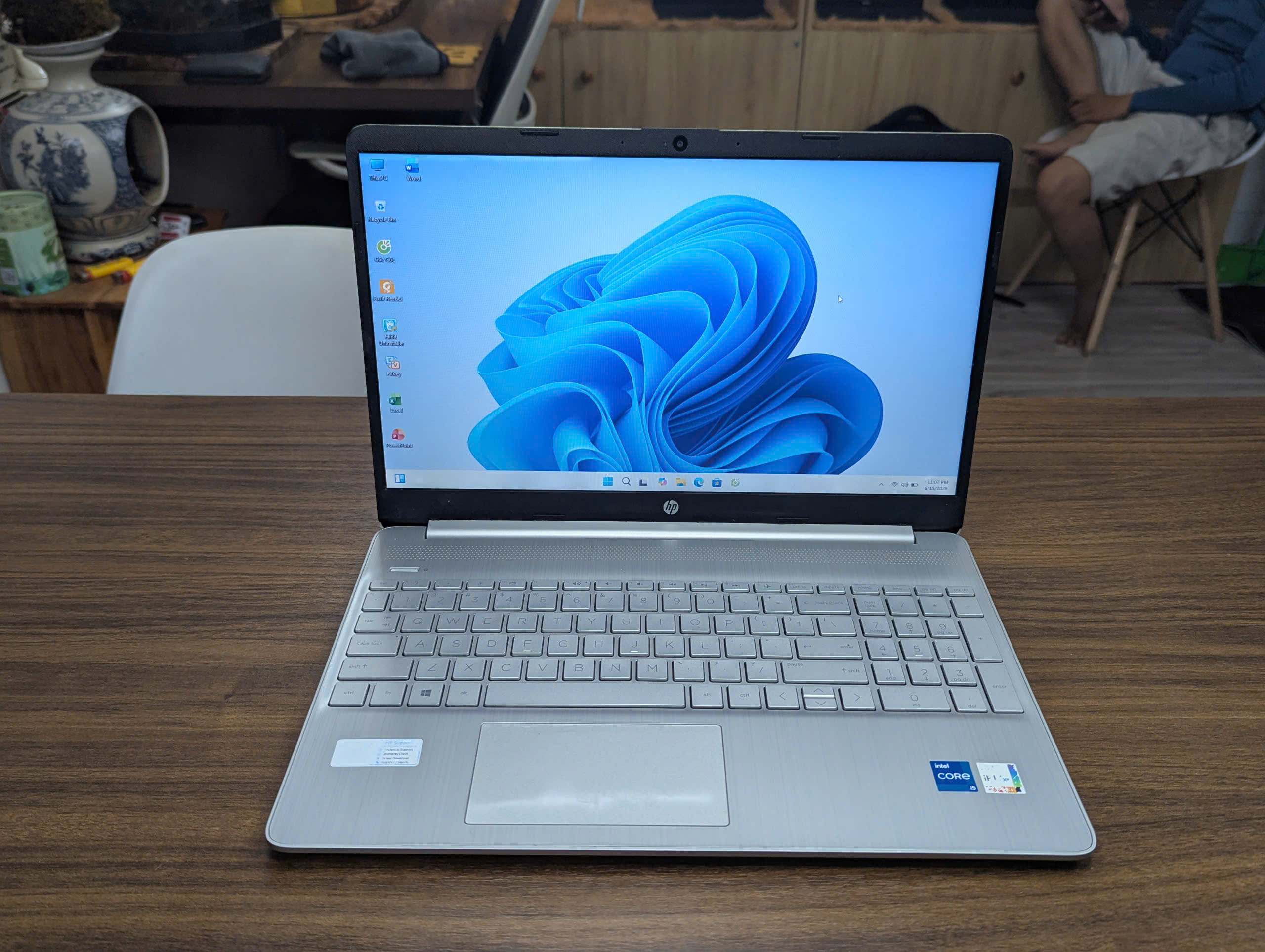🔰 Mẫu Laptop Thời Trang HP 15-FQ