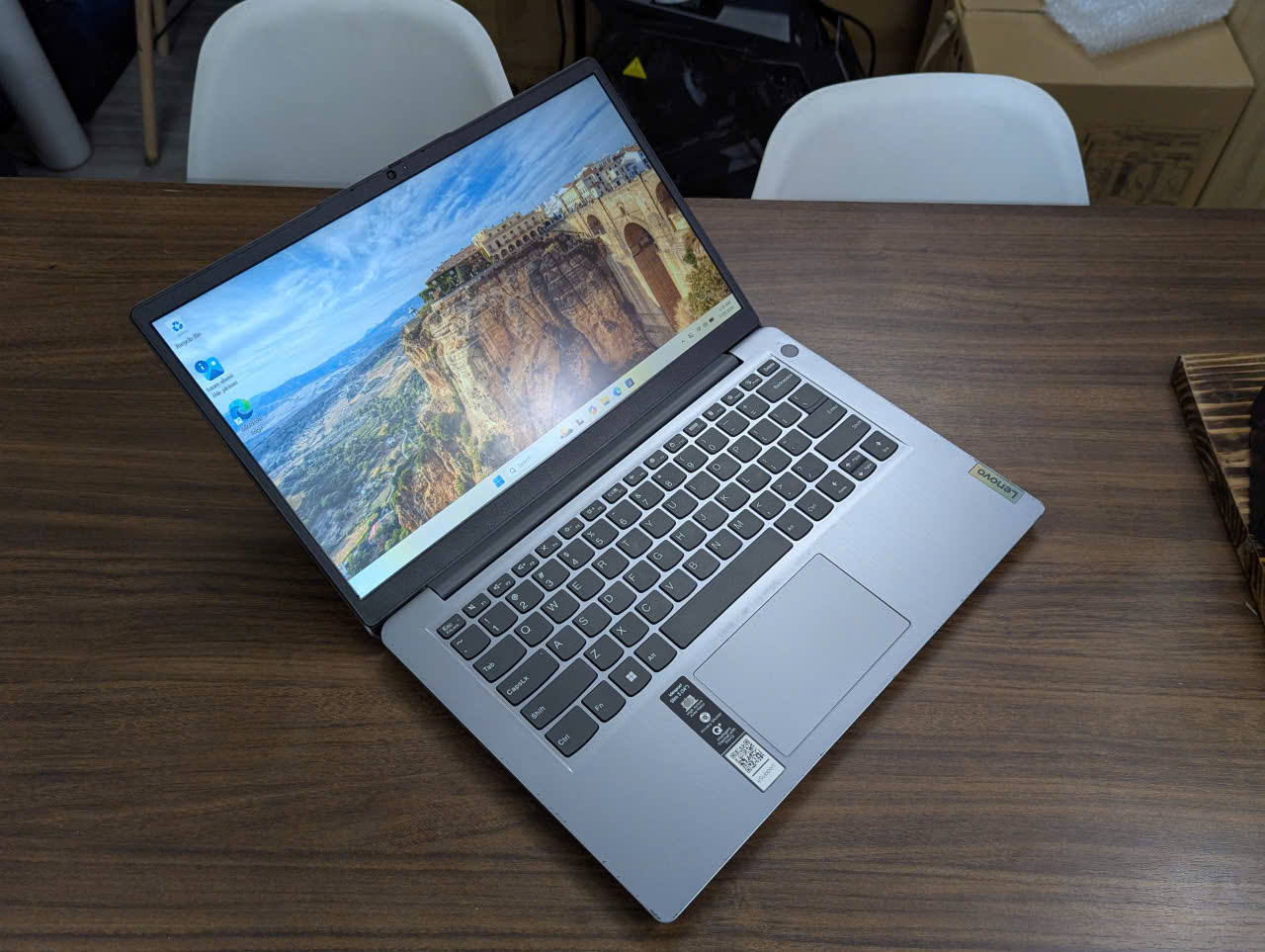 ✨ Mẫu Laptop Văn Phòng Đời Mới Lenovo Ideapad 3 14ITL6