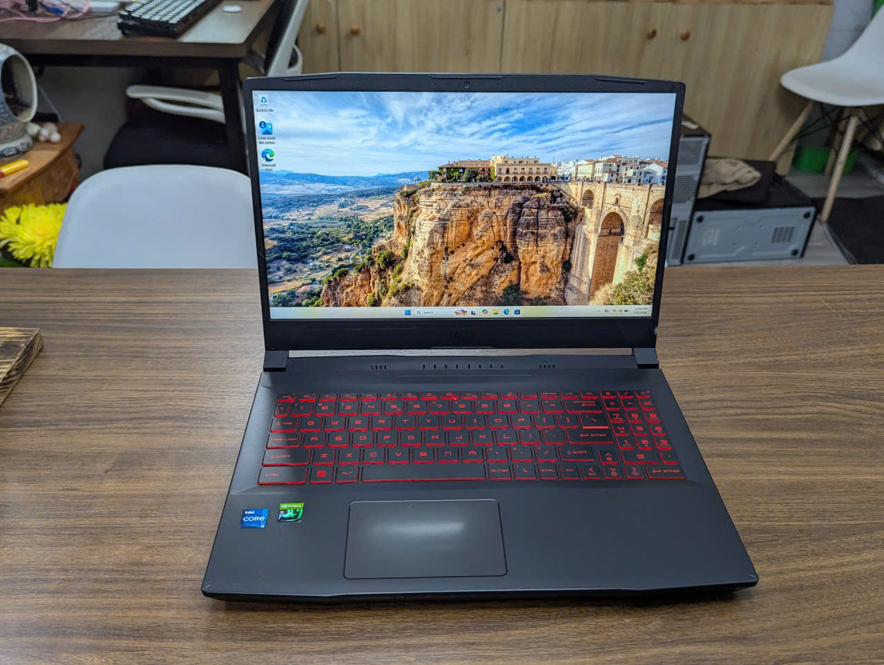 🔥 XẢ HÀNG MÁY CHIẾN GAME KHỦNG – MSI KATANA GF66 11UC