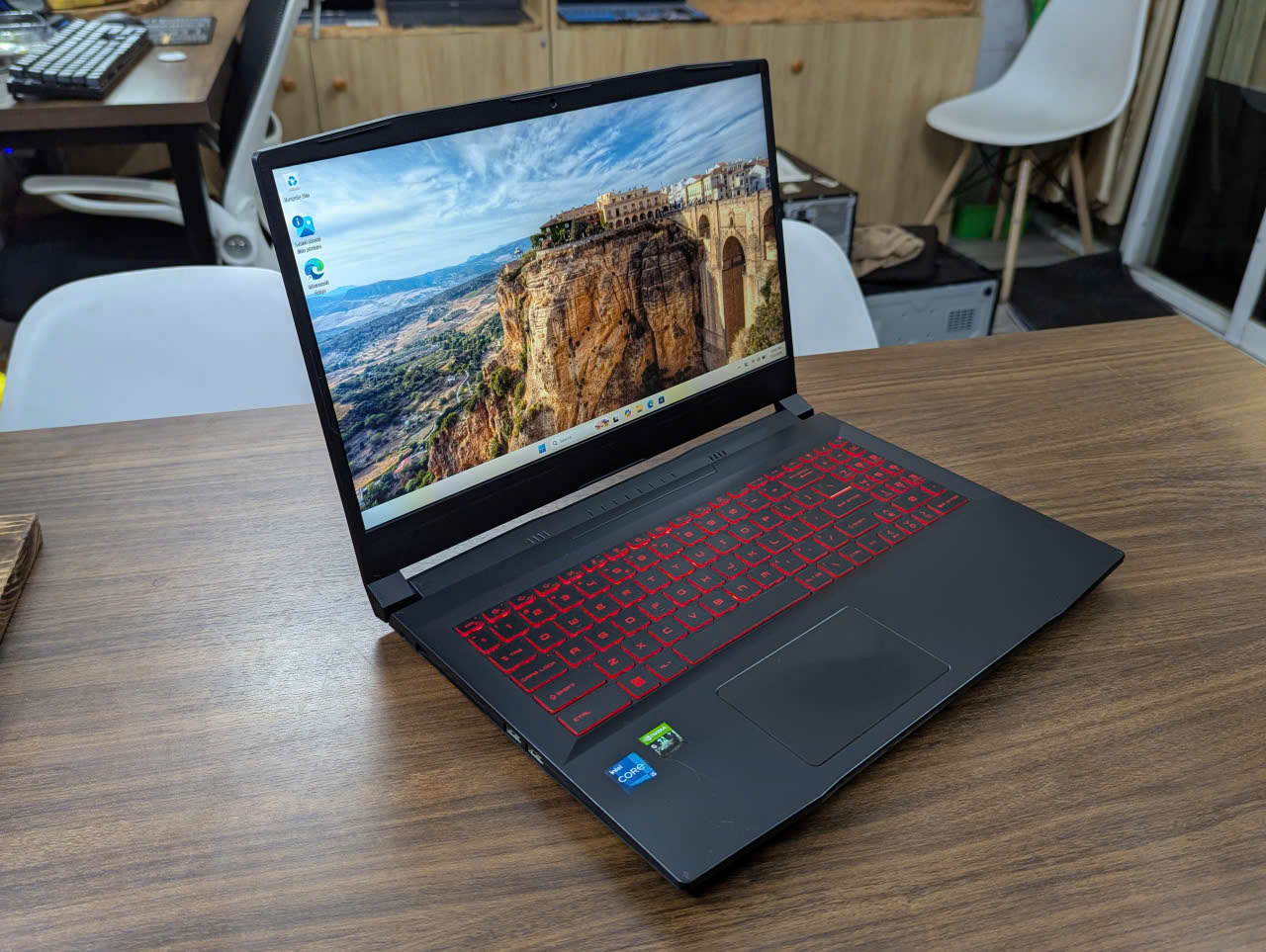 🔥 XẢ HÀNG MÁY CHIẾN GAME KHỦNG – MSI KATANA GF66 11UC