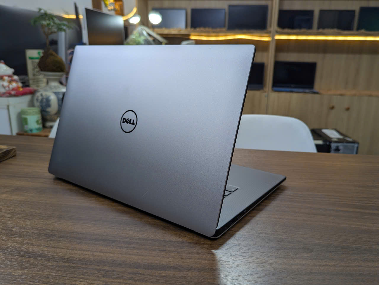 ⭐Dòng Laptop Đồ Hoạ - Doanh Nhân DELL XPS 15 9550