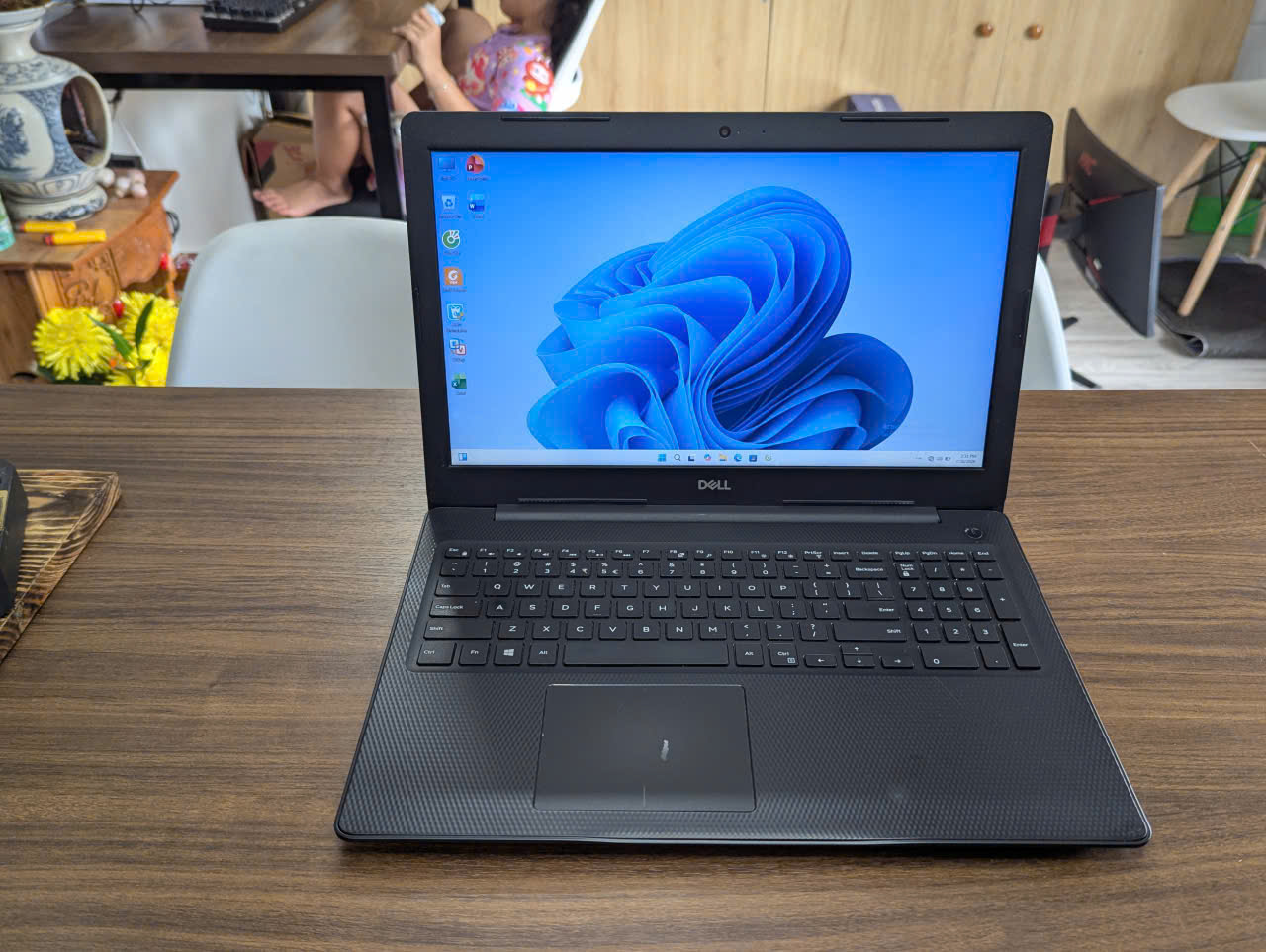 💻 DELL VOSTRO 3590 – CORE I5 THẾ HỆ 10 MẠNH MẼ