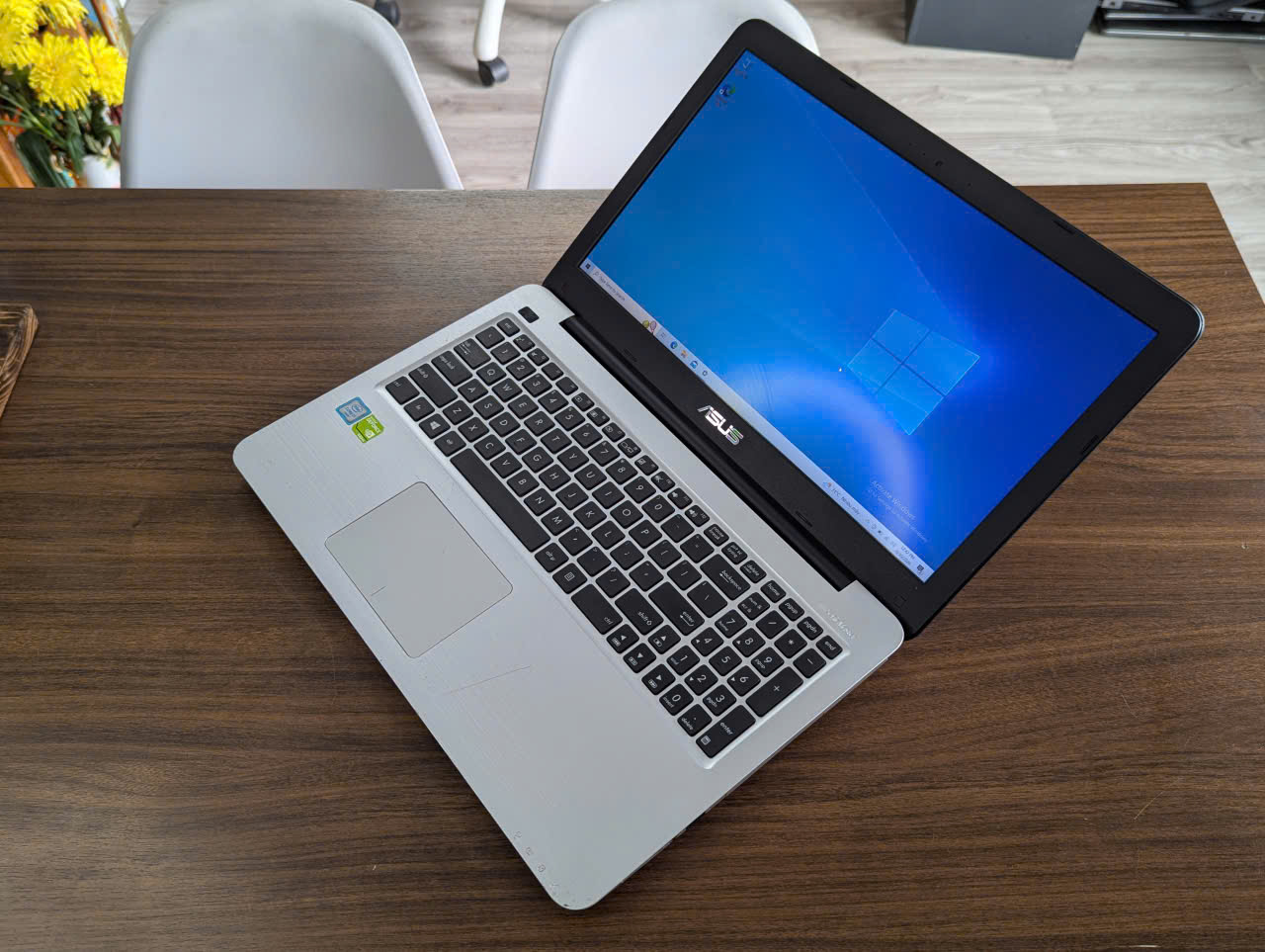 🔥 LAPTOP ASUS X556UR CORE I7 – CARD RỜI GEFORCE 930MX