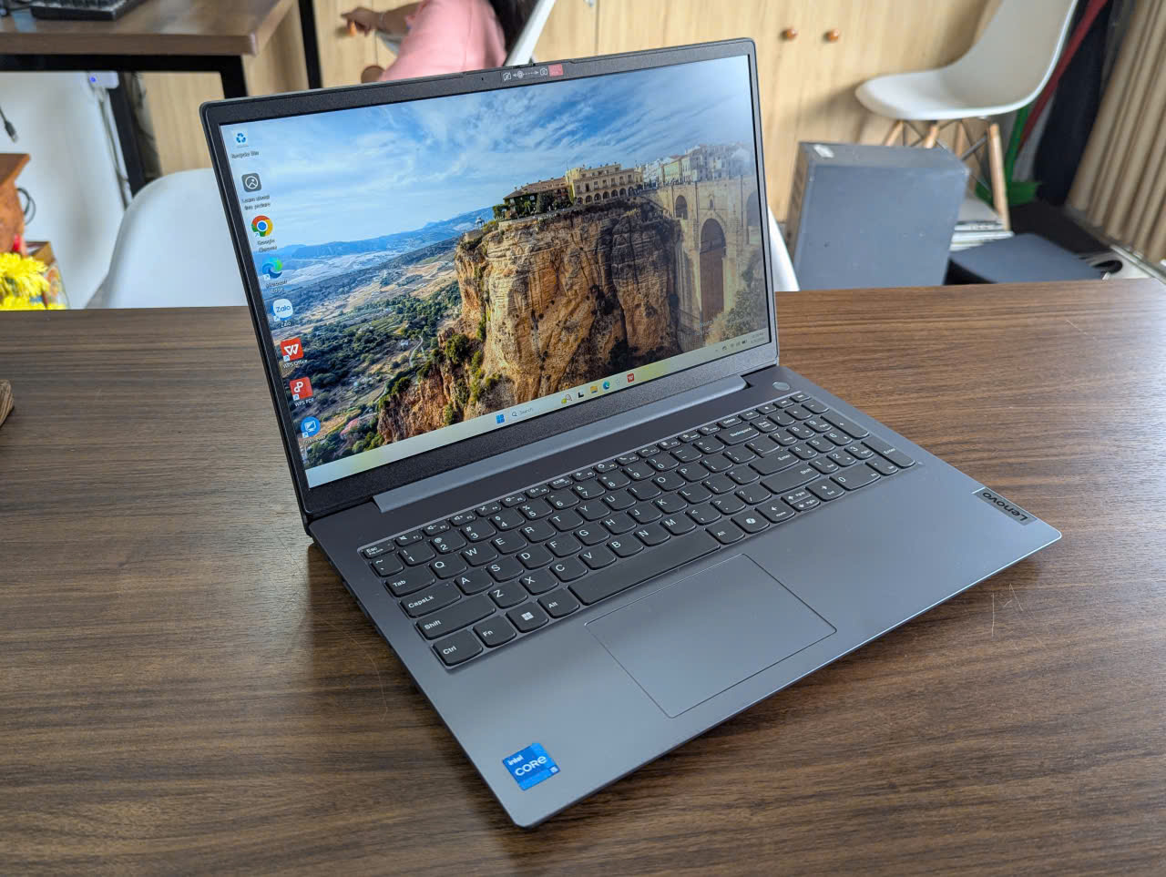 LENOVO CORE I5 THẾ HỆ 13