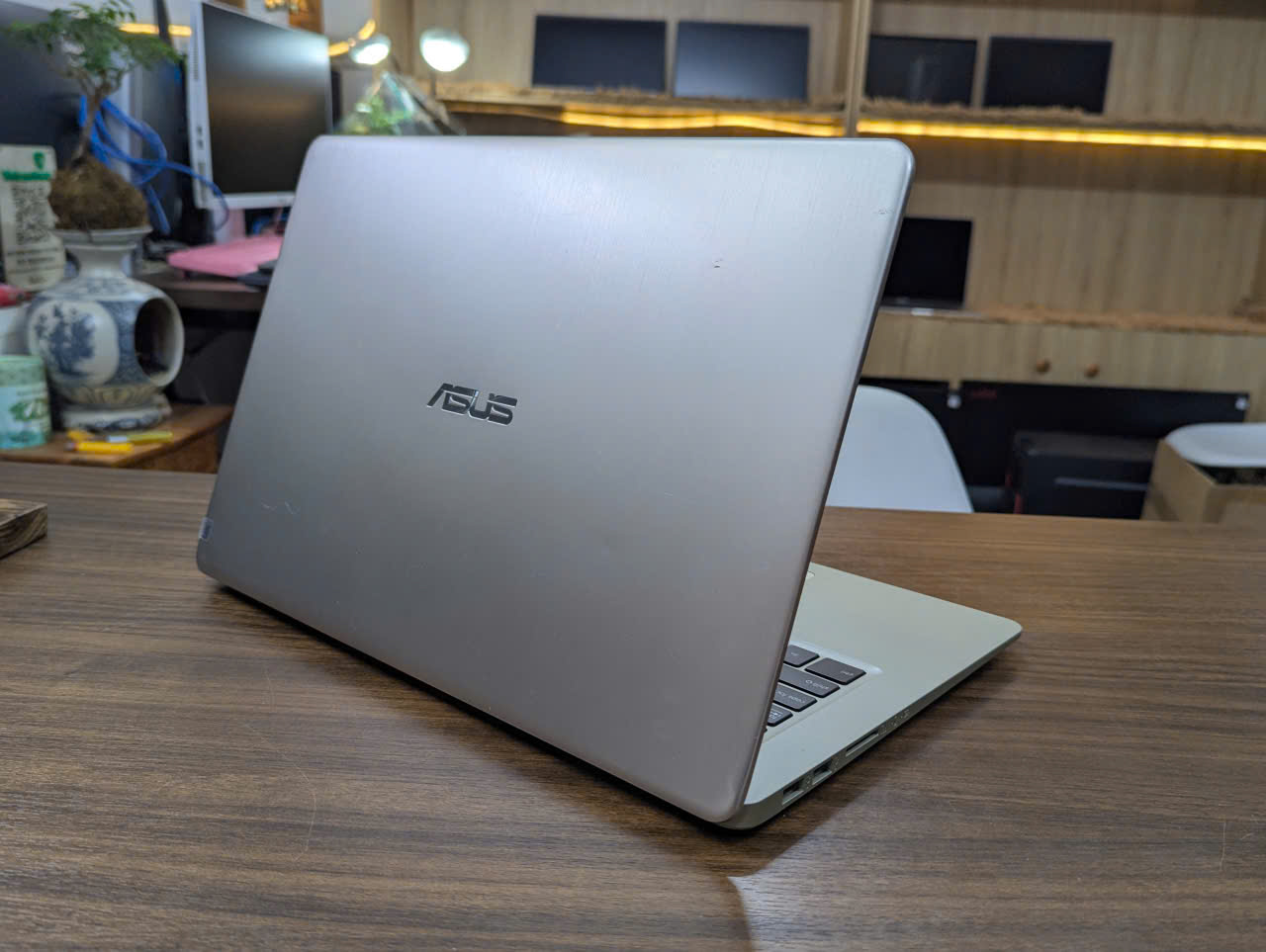 ✅ ASUS VIVOBOOK X510UAR – THỜI TRANG MỎNG NHẸ - Ảnh 4