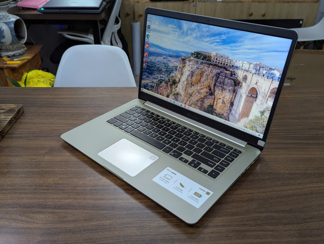 ✅ ASUS VIVOBOOK X510UAR – THỜI TRANG MỎNG NHẸ - Ảnh 5