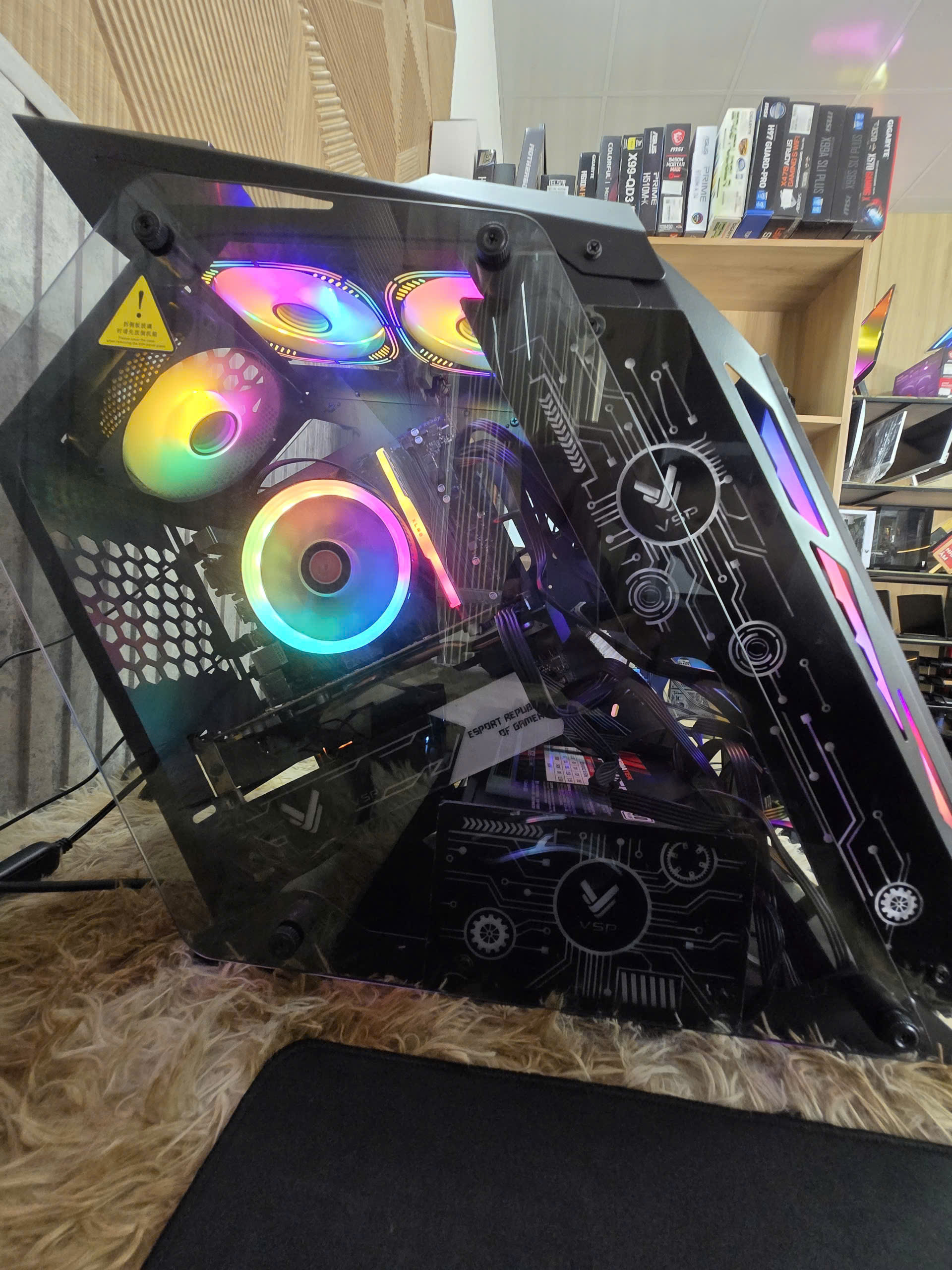 💥 CHIẾN GAME ĐỒ HOẠ GIÁ RẺ: CORE i5 + RX 590 8GB + CASE PHI THUYỀN (6Tr5)
