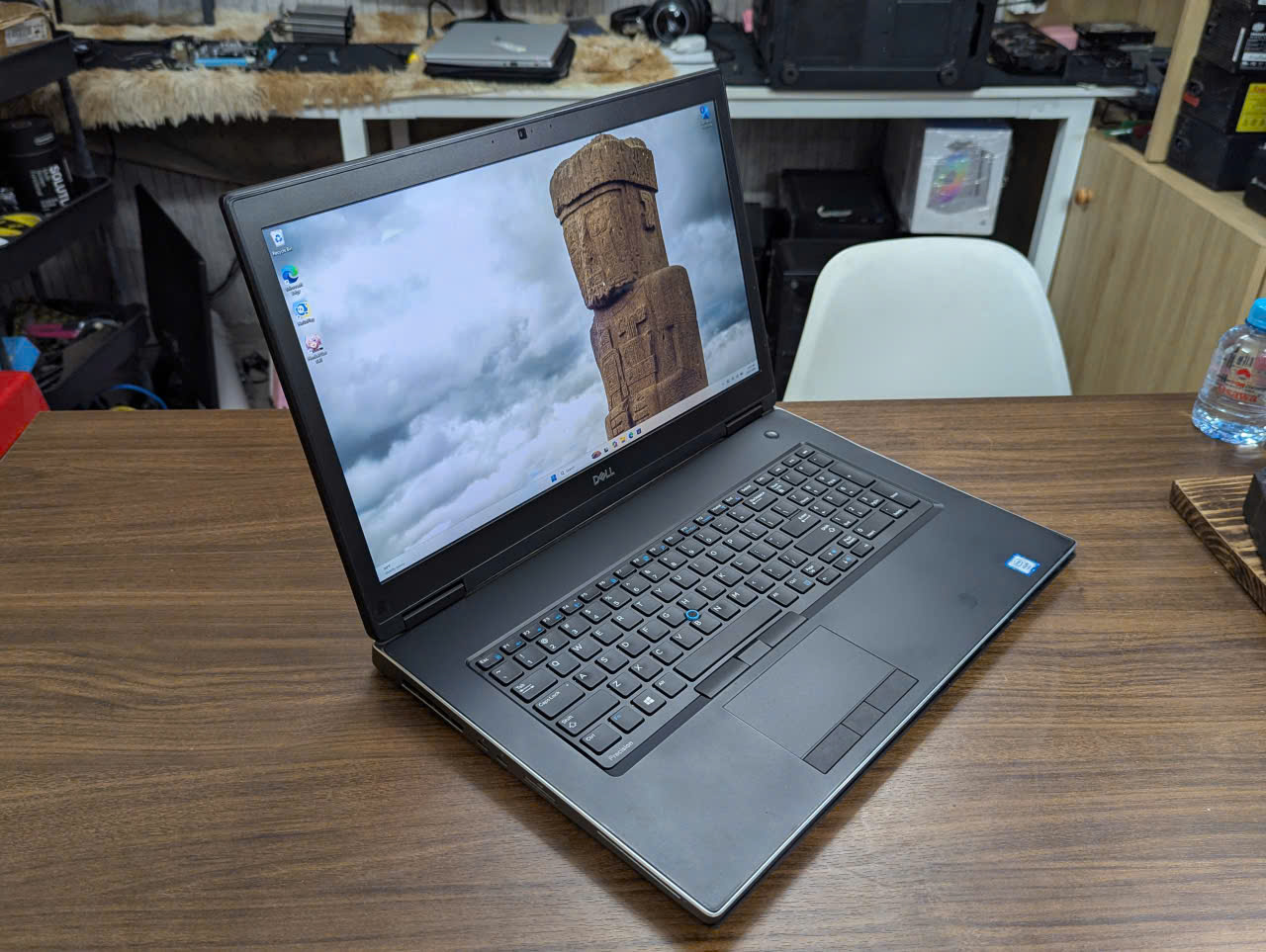 💥 KHỦNG LONG MÁY TRẠM 17.3": DELL PRECISION 7730 – XEON + RAM 32GB + QUADRO P4200 8GB (13Tr) - Ảnh 4